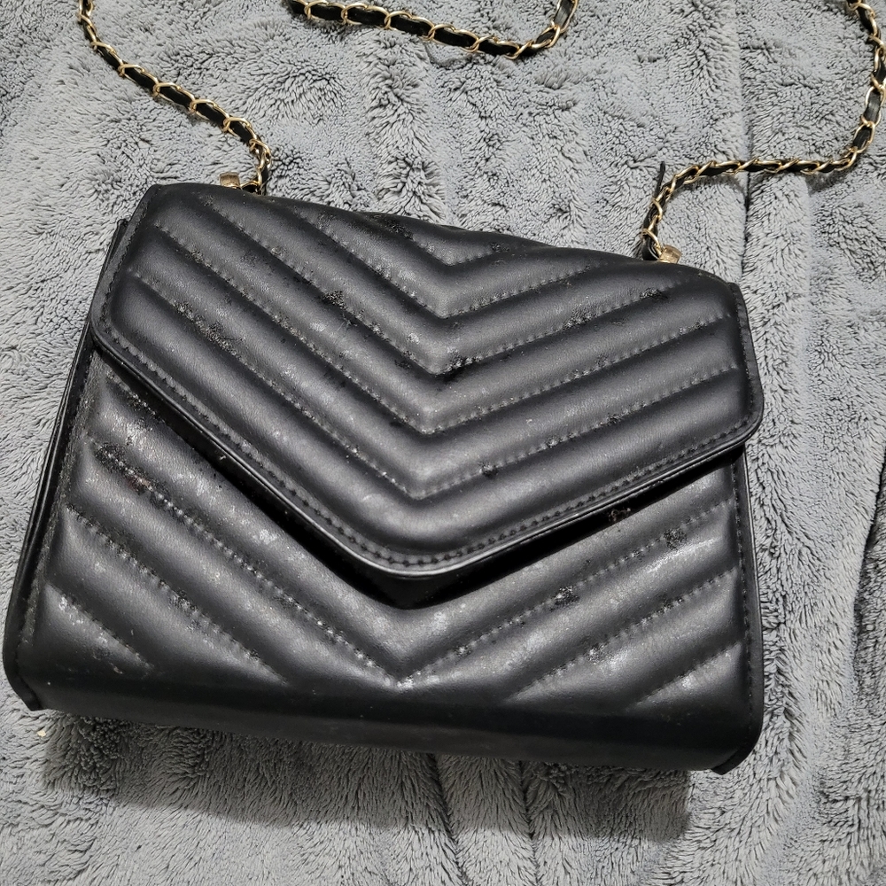 Purses - Picture 5 of 8